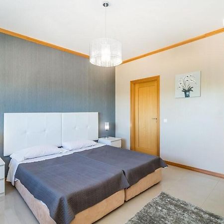 Villa Fantastic Townhouse With Pool And Sea Views Albufeira Exterior foto