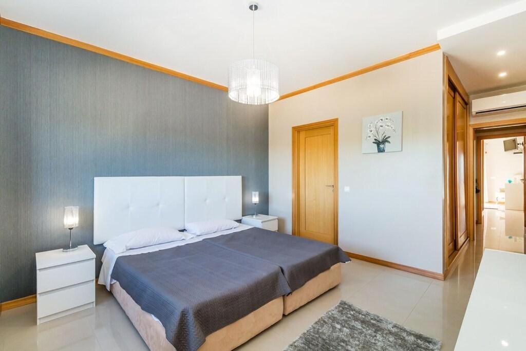 Villa Fantastic Townhouse With Pool And Sea Views Albufeira Exterior foto